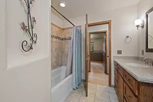 949 Hickory Hill Pkwy, Richfield, WI 53033 - Photo 28