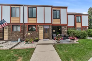 4157 W College Ave, Franklin, WI 53221 - Photo 2