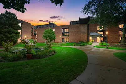 1906 E Shorewood Blvd #153, Shorewood, WI 53211 - Photo 1