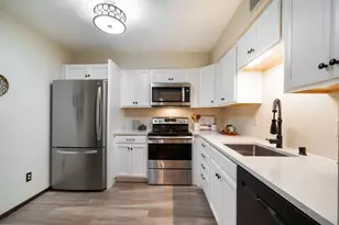 1906 E Shorewood Blvd, Shorewood, WI 53211 - Photo 2