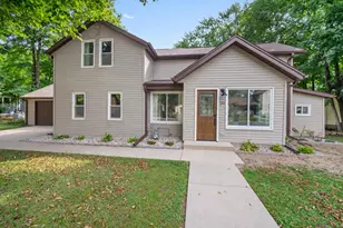 110 N Harrison St, North Prairie, WI 53153 - Photo 1