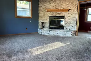 1907 LA Cres Ct, Campbell, WI 54603 - Photo 8