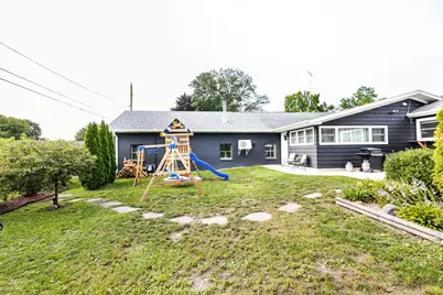 228 N Highland St, Hustisford, WI 53034 - Photo 10