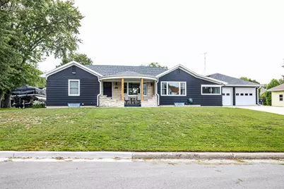 228 N Highland St, Hustisford, WI 53034 - Photo 2
