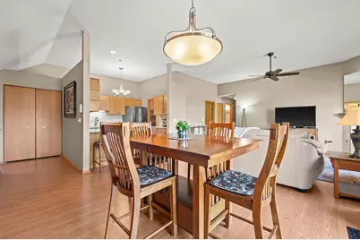 3156 S Toldt Pkwy, West Allis, WI 53227 - Photo 10