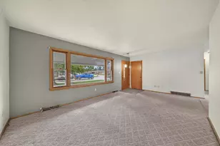 2746 Saemann Ave, Sheboygan, WI 53081 - Photo 6