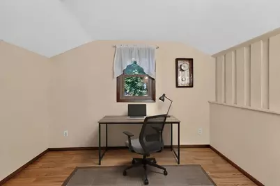 4936  Deerwood Dr, Racine, WI 53406 - Photo 20