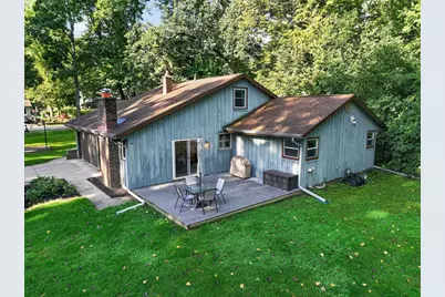 4936  Deerwood Dr, Racine, WI 53406 - Photo 22