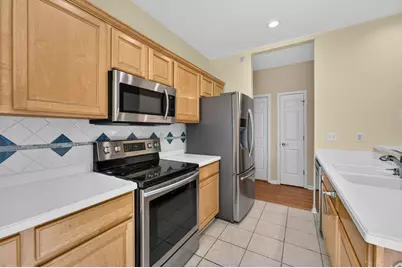 9056 W Elm Ct #C, Franklin, WI 53132 - Photo 6