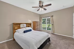 9056 W Elm Ct, Franklin, WI 53132 - Photo 10
