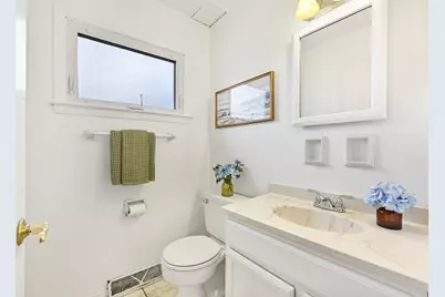 2109 N 70th St #2111, Wauwatosa, WI 53213 - Photo 16