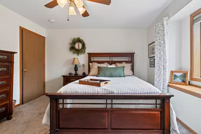 401 W Aspen Dr #1, Oak Creek, WI 53154 - Photo 26