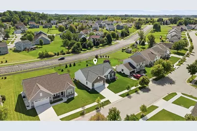 1017  Durango Dr, Hartford, WI 53027 - Photo 42