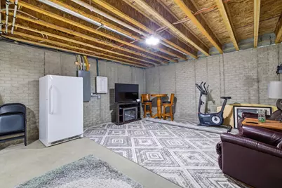 1017  Durango Dr, Hartford, WI 53027 - Photo 26