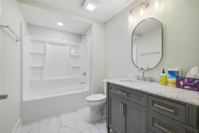 1017  Durango Dr, Hartford, WI 53027 - Photo 30