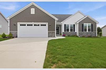 1017  Durango Dr, Hartford, WI 53027 - Photo 38