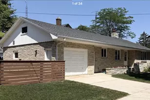 1504 Philippen St, Manitowoc, WI 54220 - Photo 2
