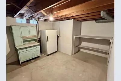 1504  Philippen St, Manitowoc, WI 54220 - Photo 18