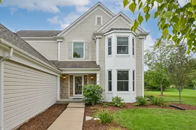 N66W14659  White Birch Dr, Menomonee Falls, WI 53051 - Photo 2