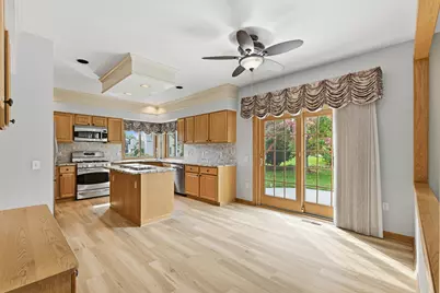 N66W14659  White Birch Dr, Menomonee Falls, WI 53051 - Photo 14