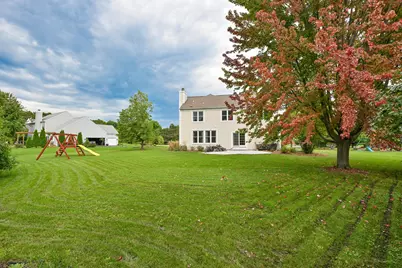N66W14659  White Birch Dr, Menomonee Falls, WI 53051 - Photo 38
