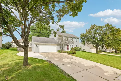 4441 S 116th St, Greenfield, WI 53228 - Photo 4