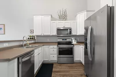 W206N16729  Blackberry Cir #1523, Jackson, WI 53037 - Photo 10