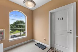 W206N16729 Blackberry Cir, Jackson, WI 53037 - Photo 20
