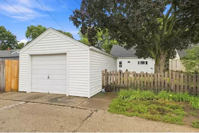 2723 S 46th St, Milwaukee, WI 53219 - Photo 22