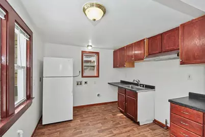 4805 W Custer Ave, Milwaukee, WI 53218 - Photo 6
