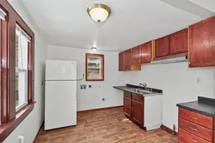 4805 W Custer Ave, Milwaukee, WI 53218 - Photo 6