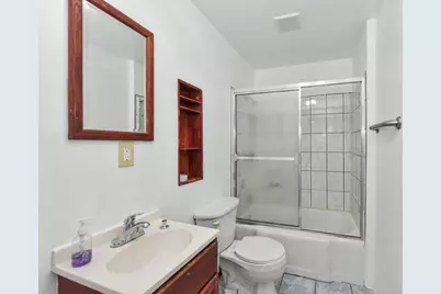 4805 W Custer Ave, Milwaukee, WI 53218 - Photo 12
