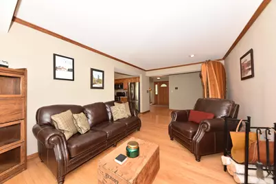 5433 S 24th St, Milwaukee, WI 53221 - Photo 12