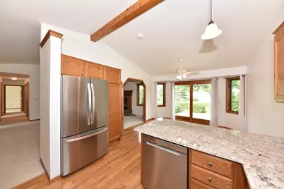 W208N16471  St Andrews Ct, Jackson, WI 53037 - Photo 8