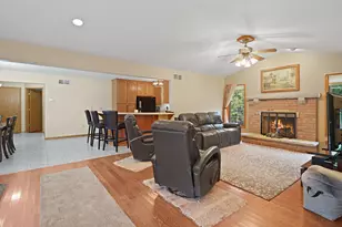 3500 121st St, Pleasant Prairie, WI 53158 - Photo 4