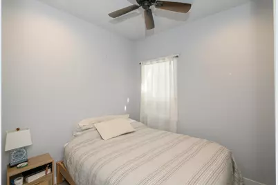 1424 S 79th St, West Allis, WI 53214 - Photo 8