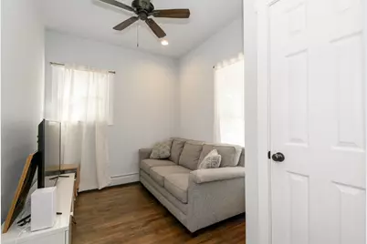 1424 S 79th St, West Allis, WI 53214 - Photo 12