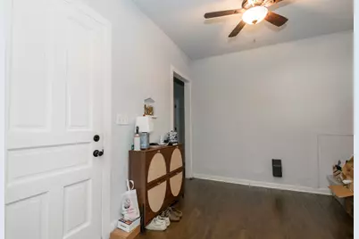 1424 S 79th St, West Allis, WI 53214 - Photo 4