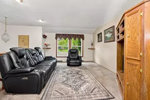 3008 Sunrise Dr, Richfield, WI 53033 - Photo 8