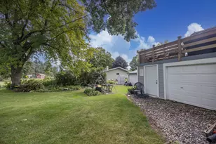 3008 Sunrise Dr, Richfield, WI 53033 - Photo 36