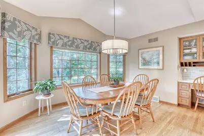 N41W27751  Ishnala Trl, Pewaukee, WI 53072 - Photo 4