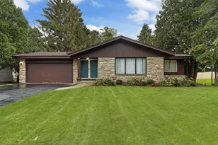 545 4 1/2 Mile Rd, Racine, WI 53402 - Photo 1