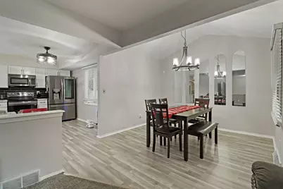 545  4 1/2 Mile Rd, Racine, WI 53402 - Photo 6