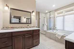 1801 E Bristlecone Dr, Hartland, WI 53029 - Photo 40