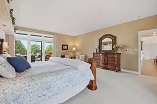 1801 E Bristlecone Dr, Hartland, WI 53029 - Photo 34
