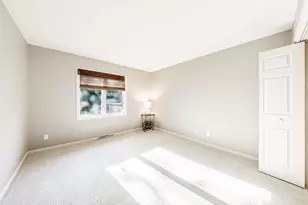 451 White Oak Trail, Hartland, WI 53029 - Photo 14