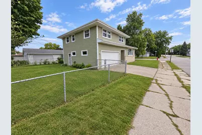 1014  Washington Ave, Sheboygan, WI 53081 - Photo 1