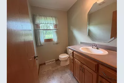 2135  Sherman Rd, Jackson, WI 53037 - Photo 20