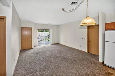 140 W Commerce Blvd #311, Slinger, WI 53086 - Photo 4
