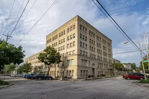 904 E Pearson St, Milwaukee, WI 53202 - Photo 2